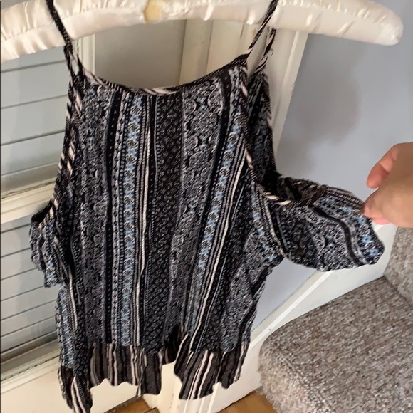 Monteau Patterned Blouse - Picture 4 of 5